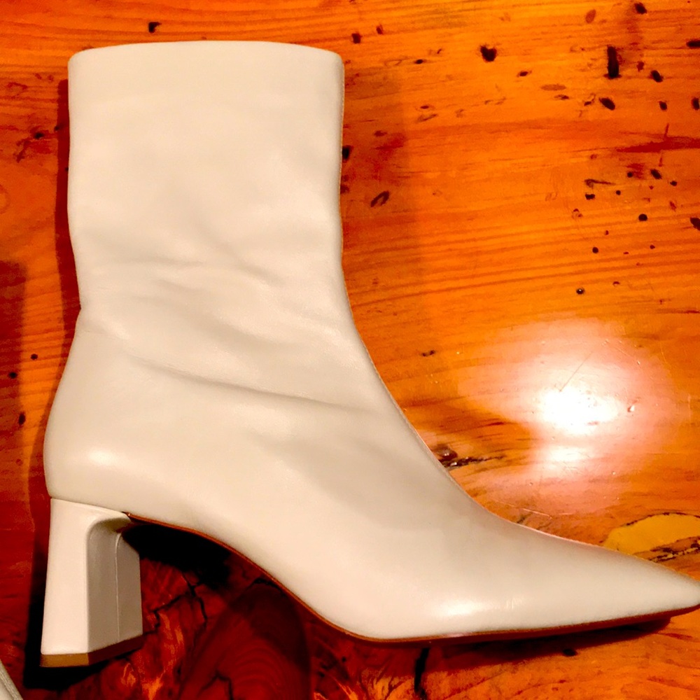 Zara off white (cream) ankle boots